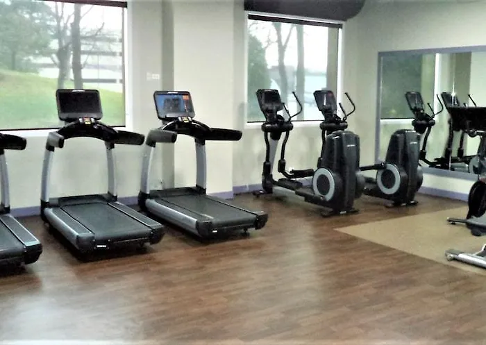 Doubletree By Hilton & Conference Center Chicago-downers Grove