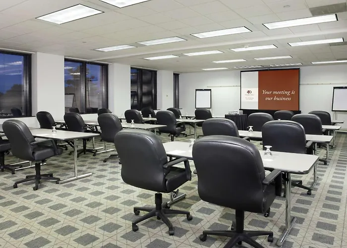 Doubletree By Hilton & Conference Center Chicago-downers Grove Hotel Downers Grove