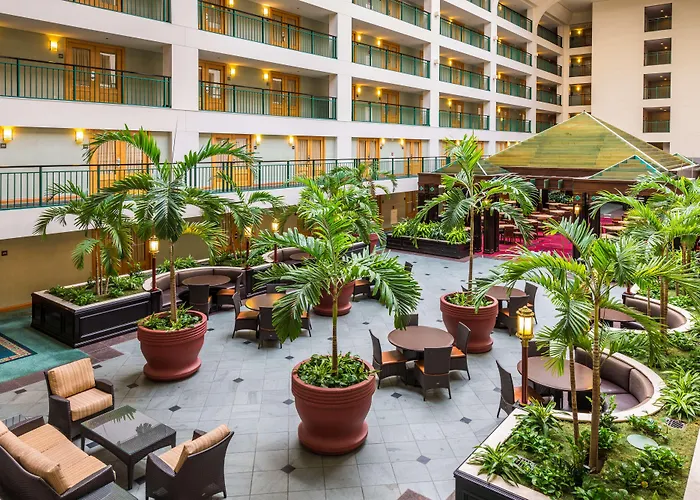 Doubletree By Hilton & Conference Center Chicago-downers Grove Downers Grove