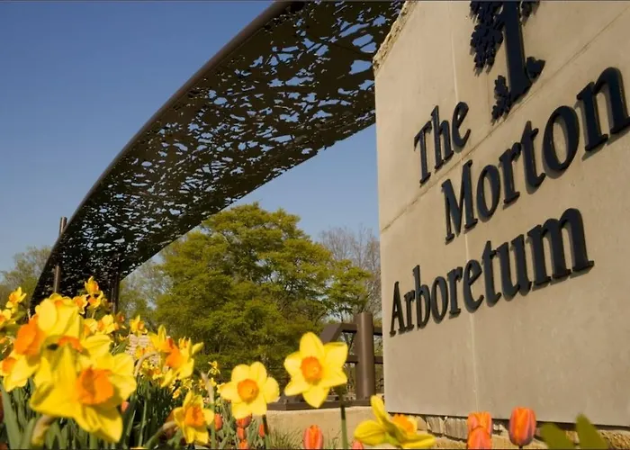 Hotel Doubletree By Hilton & Conference Center Chicago-downers Grove Downers Grove