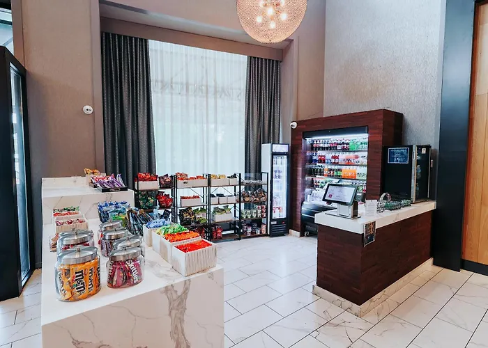 Doubletree By Hilton & Conference Center Chicago-downers Grove
