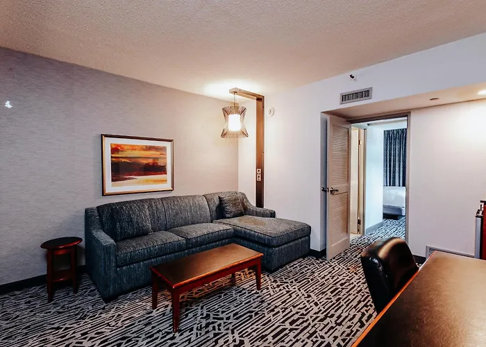 Doubletree By Hilton & Conference Center Chicago-downers Grove Hotel Downers Grove