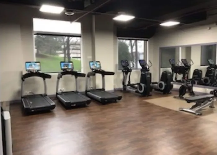 Doubletree By Hilton & Conference Center Chicago-downers Grove Hotel Downers Grove