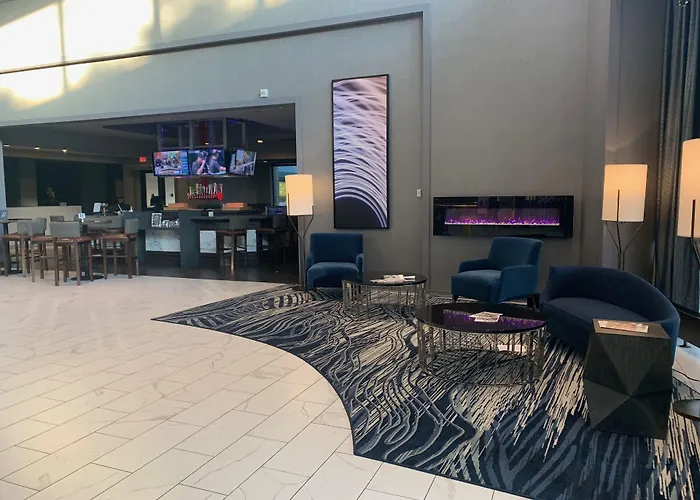 Doubletree By Hilton & Conference Center Chicago-downers Grove Hotel 3*