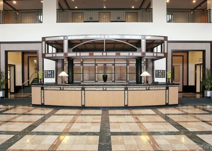 Doubletree By Hilton & Conference Center Chicago-downers Grove Hotel Downers Grove